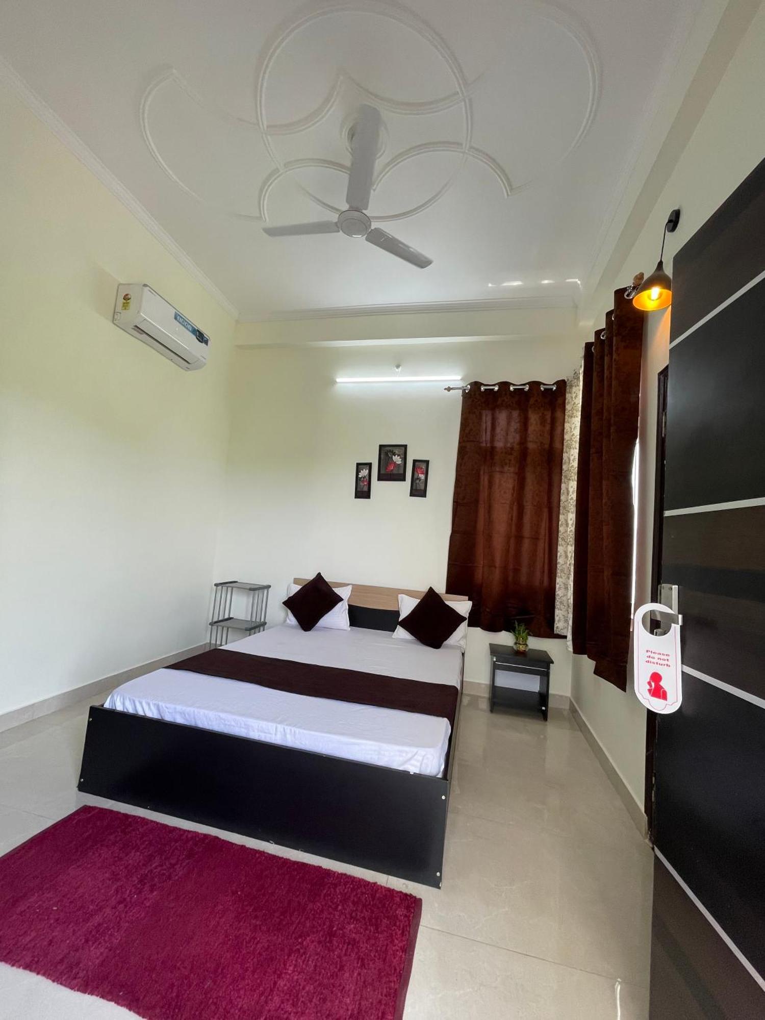 Atulyam Stays Sushant Golf City Lucknow Exterior foto