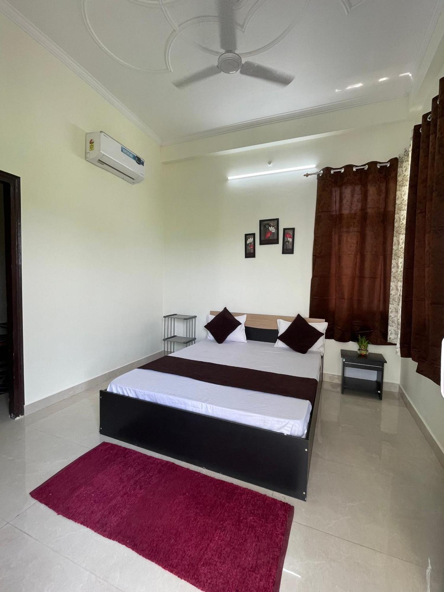 Atulyam Stays Sushant Golf City Lucknow Exterior foto